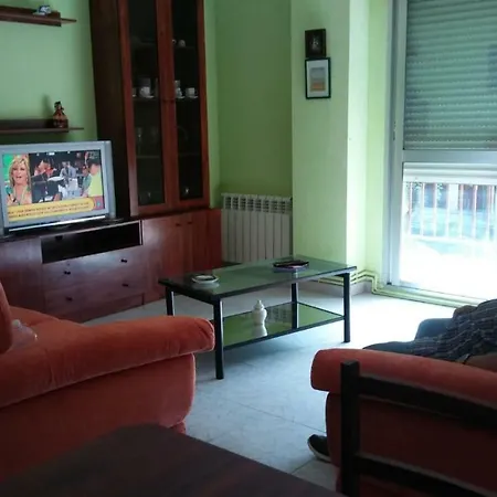 La Mochuela Apartment *